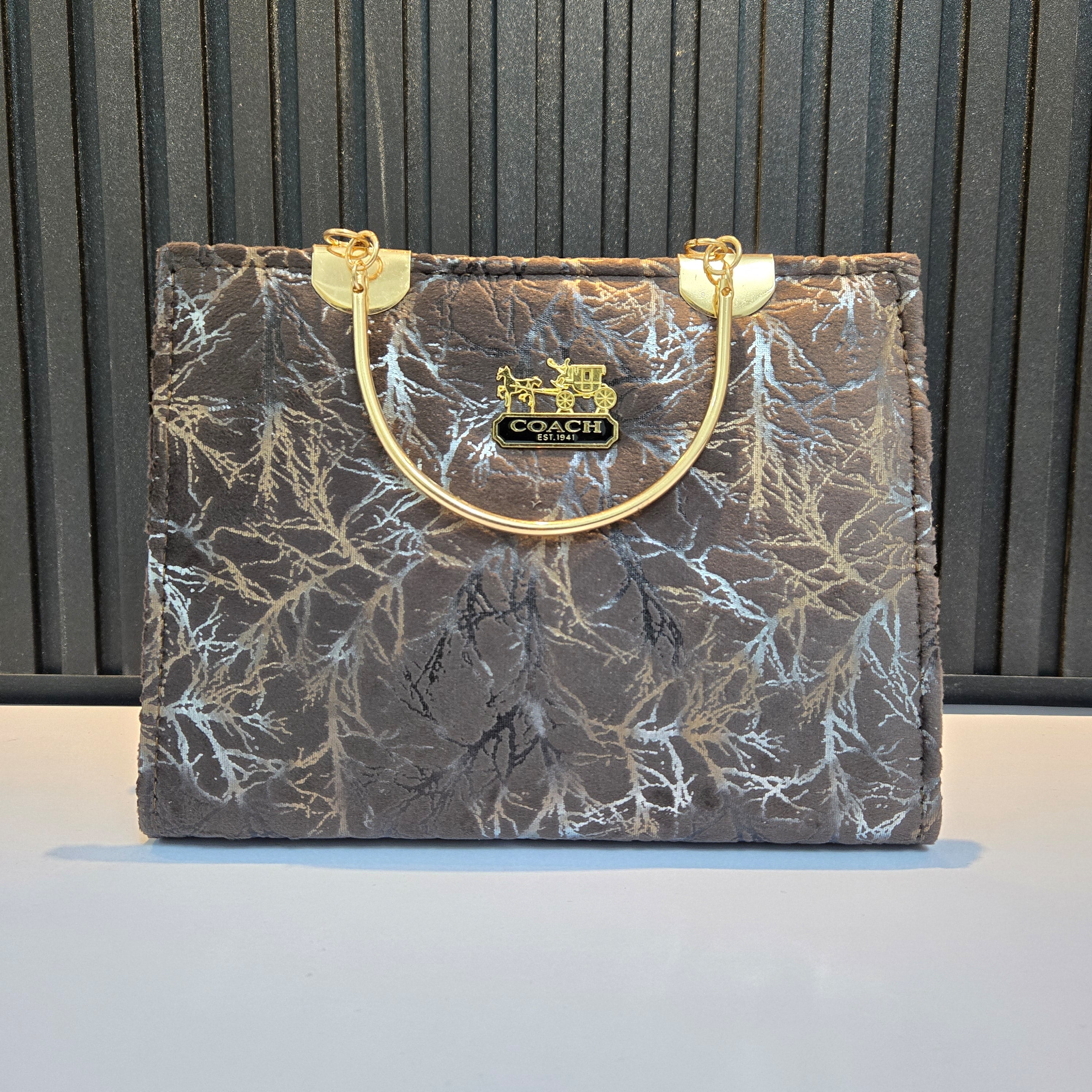 Luxurious Marble-Pattern Handbags